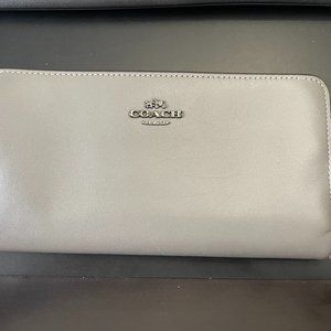 Coach bi-fold wallet with snap, Gray with pewter hardware